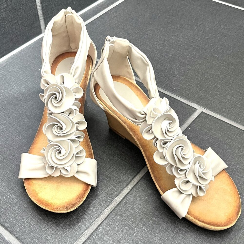Patrizia by Spring Step Harlequin sandals size 38 NWOT